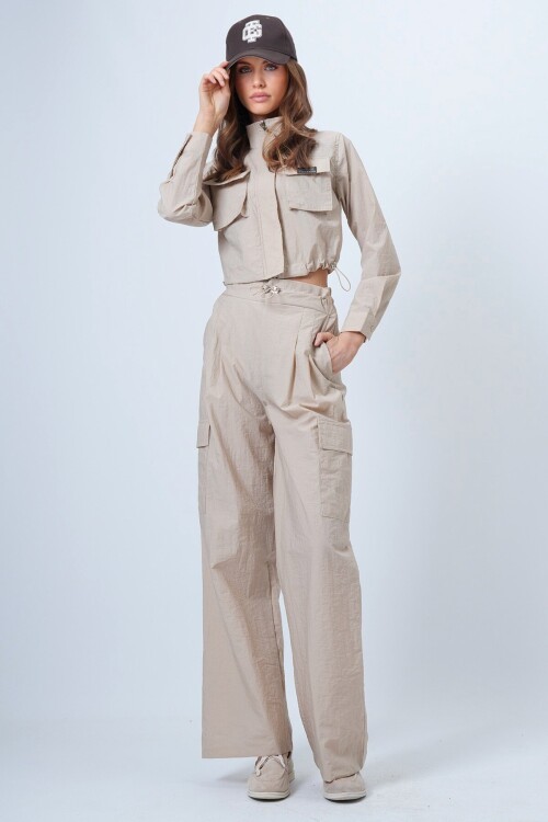 Hakim Yaka Çift Kapak Cepli Ceket Ve Bol Paça Pantolon Takım