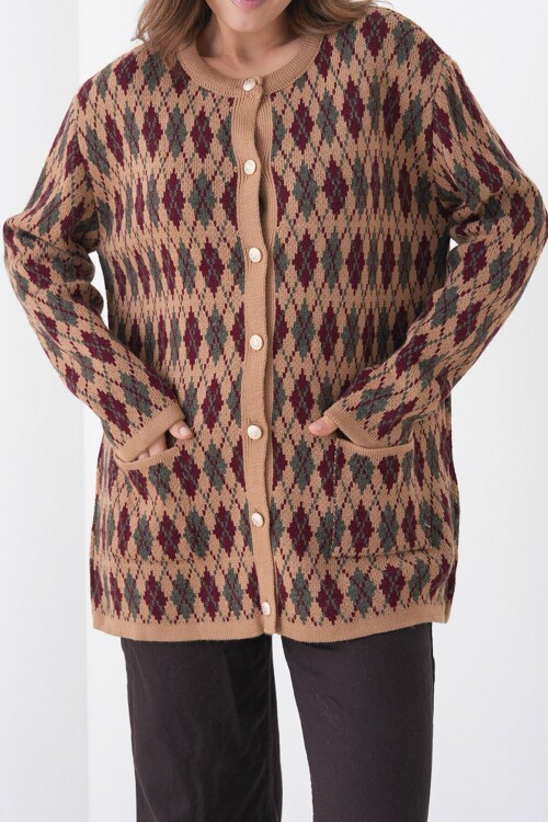 Baklava Desenli Düğmeli Cepli Triko Hırka