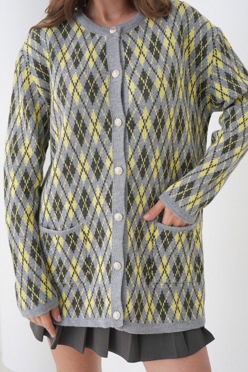 Baklava Desenli Düğmeli Cepli Triko Hırka