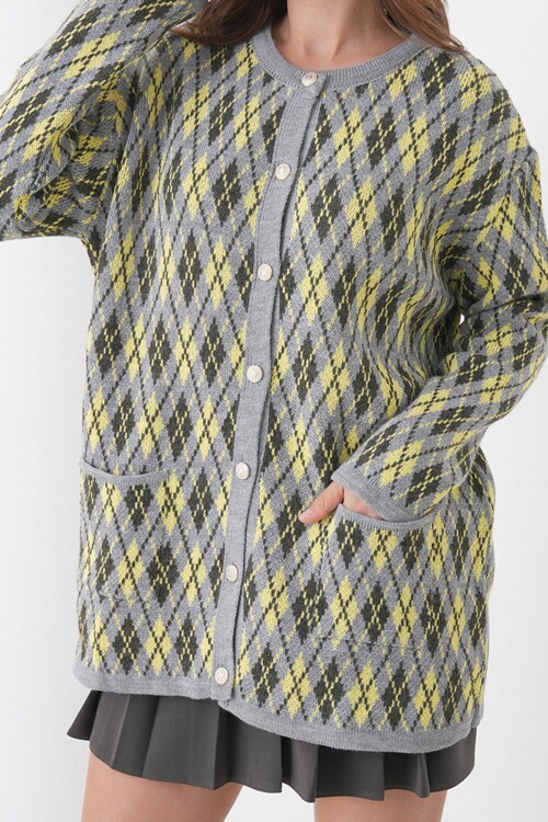 Baklava Desenli Düğmeli Cepli Triko Hırka