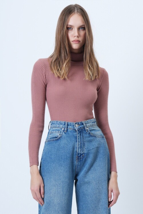 Balıkçı Yaka Fitilli Uzun Kollu Triko Kazak