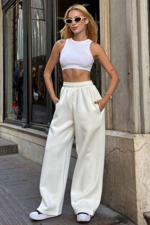 Beli ve Paçası LAstikli Çift Cepli 3 İplik Eşofman Altı