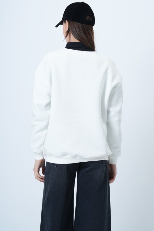 Bisikle Yaka 3 İplik Oversize Basic Sweatshirt