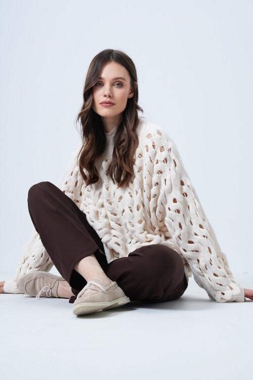 Bisiklet Yaka Ajurlu Triko Kazak