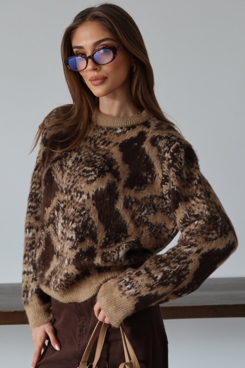 Bisiklet Yaka Desenli Triko Kazak