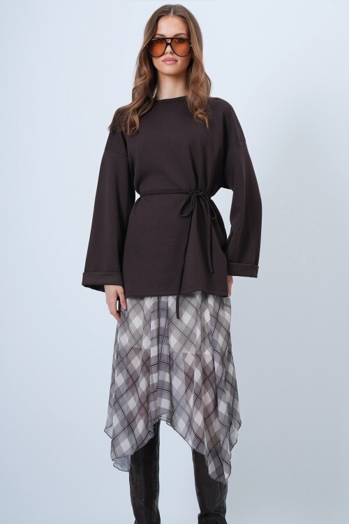 Bisiklet Yaka Duble Kol Yanı Yırtmaçlı Bluz