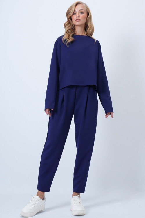 Bisiklet Yaka Geniş Kesim Bluz Ve Önü Plileli Çift Cepli Pantolon Takım