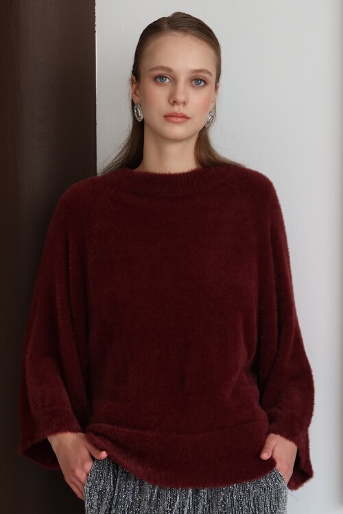 Bisiklet Yaka Geniş Kollu Yumoş Kazak