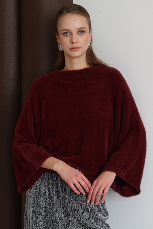 Bisiklet Yaka Geniş Kollu Yumoş Kazak