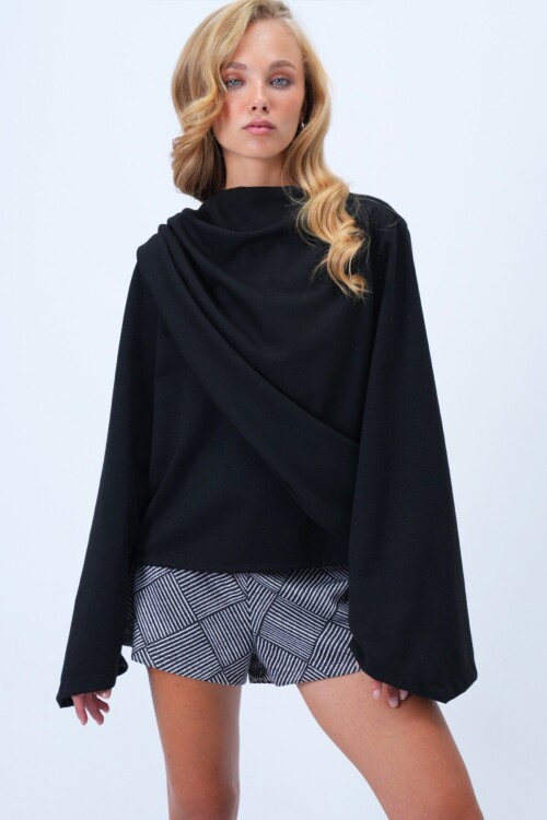 Bisiklet Yaka Kendinden Şal Detaylı Geniş Kesim Tasarım Bluz
