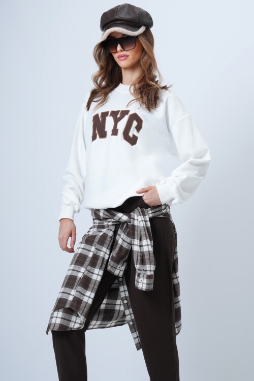 Bisiklet Yaka Nakışlı Ribanalı Uzun Kollu İçi Şardonlu 3 İplik Sweatshirt