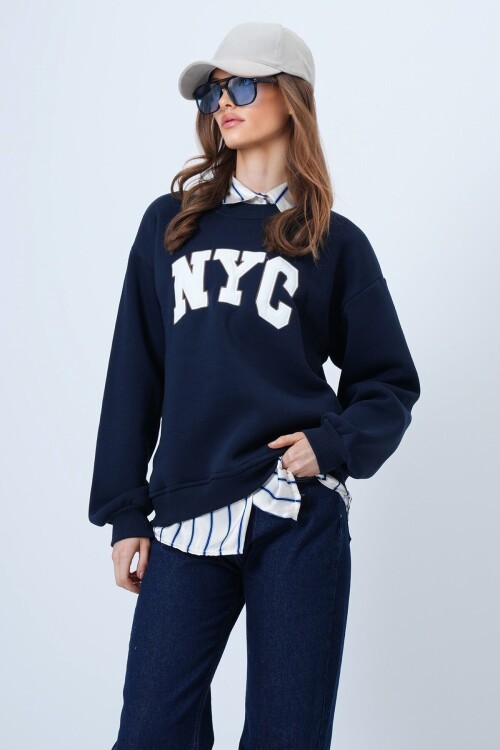 Bisiklet Yaka Nakışlı Ribanalı Uzun Kollu İçi Şardonlu 3 İplik Sweatshirt