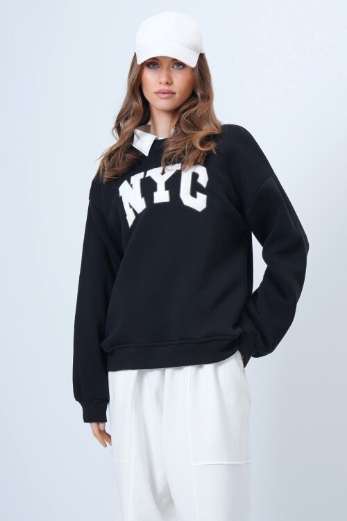 Bisiklet Yaka Nakışlı Ribanalı Uzun Kollu İçi Şardonlu 3 İplik Sweatshirt