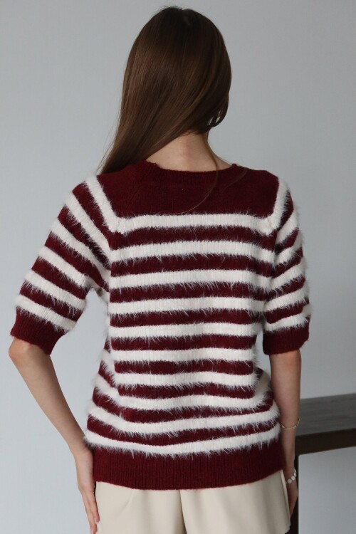 Bisiklet Yaka Püsküllü Kısa Kollu Çizgili Triko Bluz