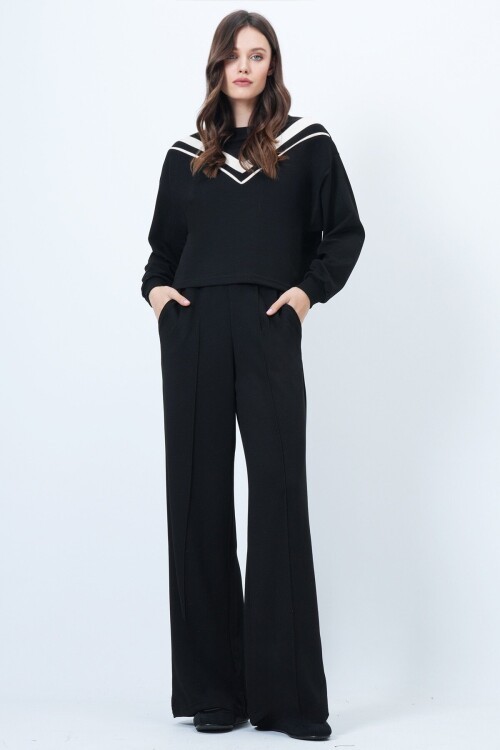 Bisiklet Yaka Şerit Detaylı Bluz ve Geniş Paça Pantolon Takım