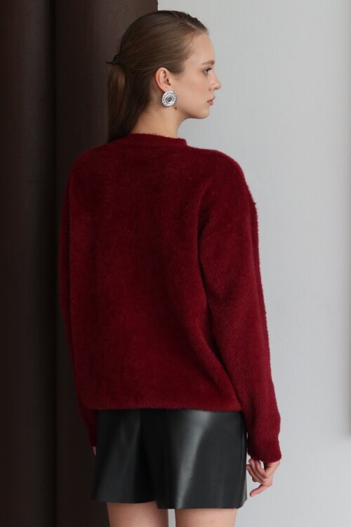 Bisiklet Yaka Taşlı Kurdale Detaylı Yumoş Kazak