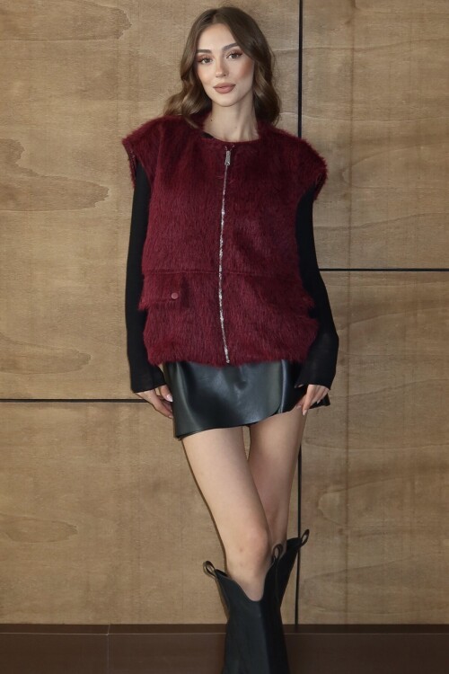 Cep Detaylı Püsküllü Fermaur Kapamalı Yelek