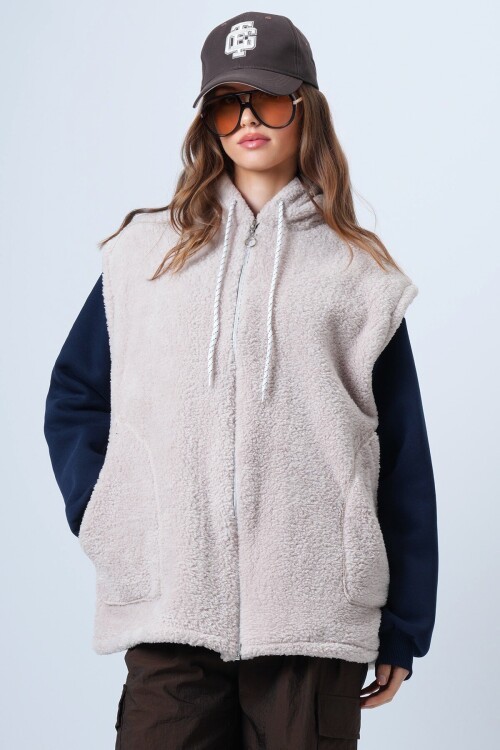 Çift Cepli Fermuar Kapamalı Peluş Yelek