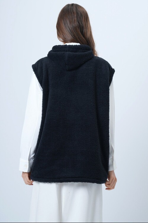 Çift Cepli Fermuar Kapamalı Peluş Yelek