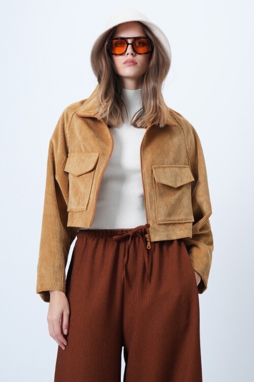 Çift Cepli Reglan Kol Kadife Ceket