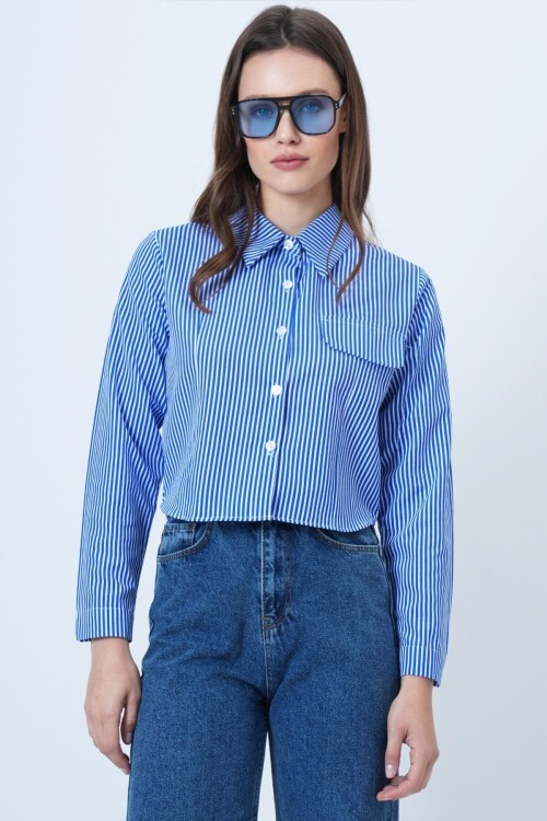 Çizgili Düğmeli Cep Detaylı Crop Gömlek