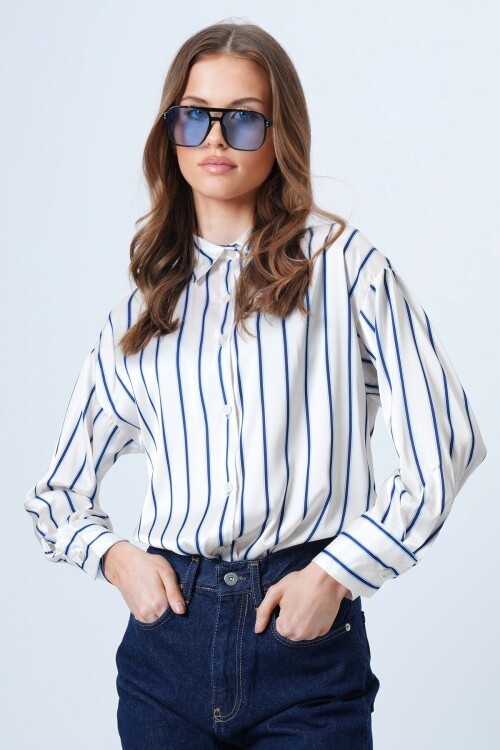 Çizgili Saten Gömlek