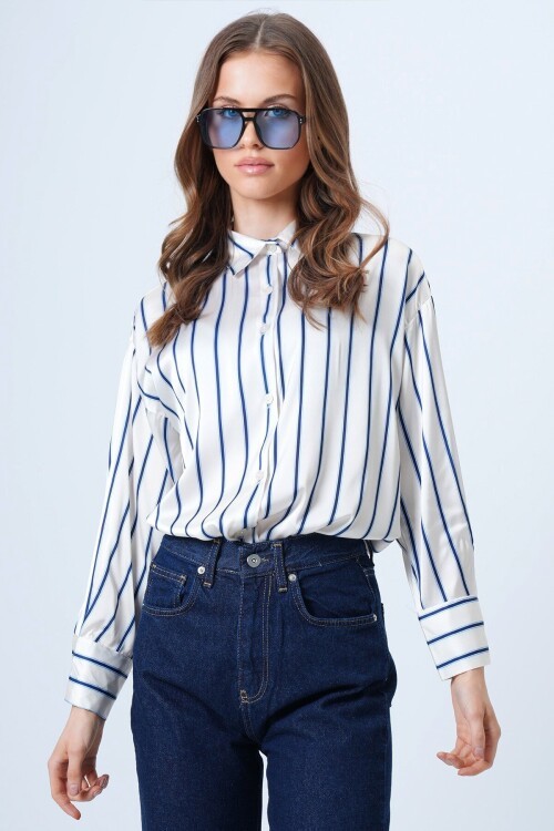 Çizgili Saten Gömlek