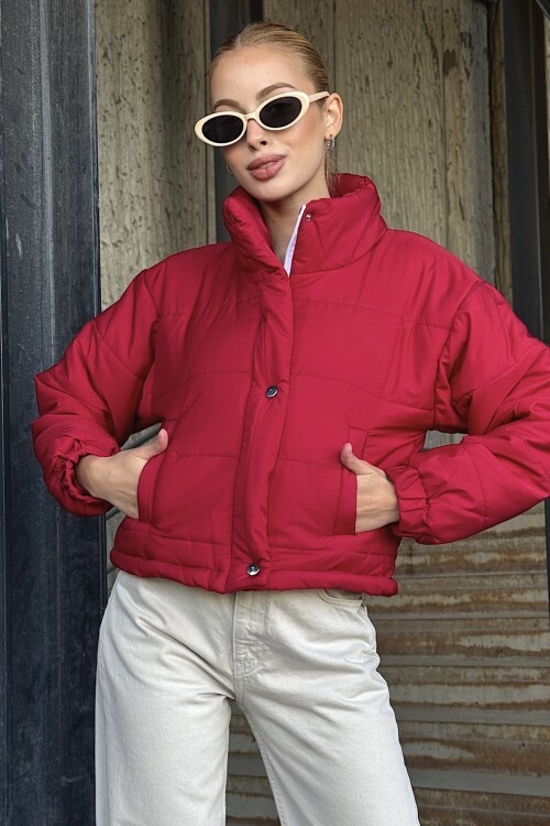 Dik Yaka Çıt Çıt ve Fermuar Kapamalı Şişme Mont