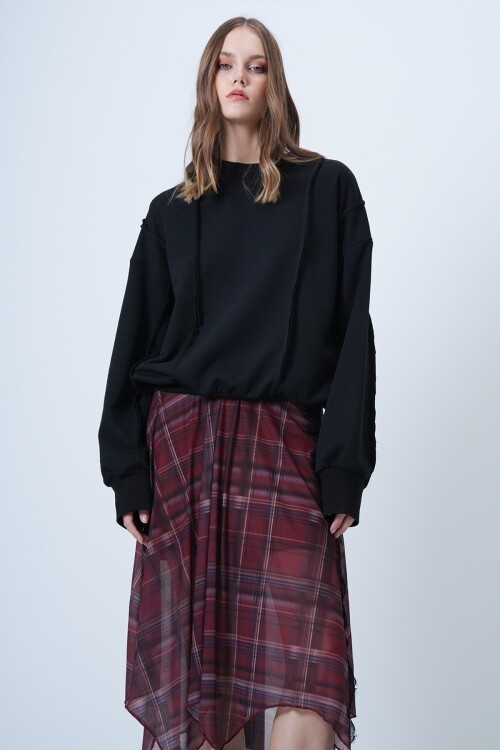 Dikiş Detaylı Oversize Tasarım Sweatshırt