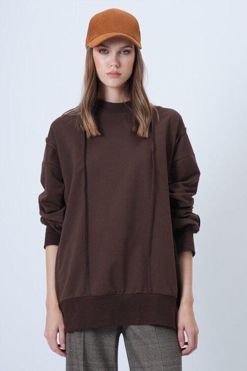 Dikiş Detaylı Oversize Tasarım Sweatshırt