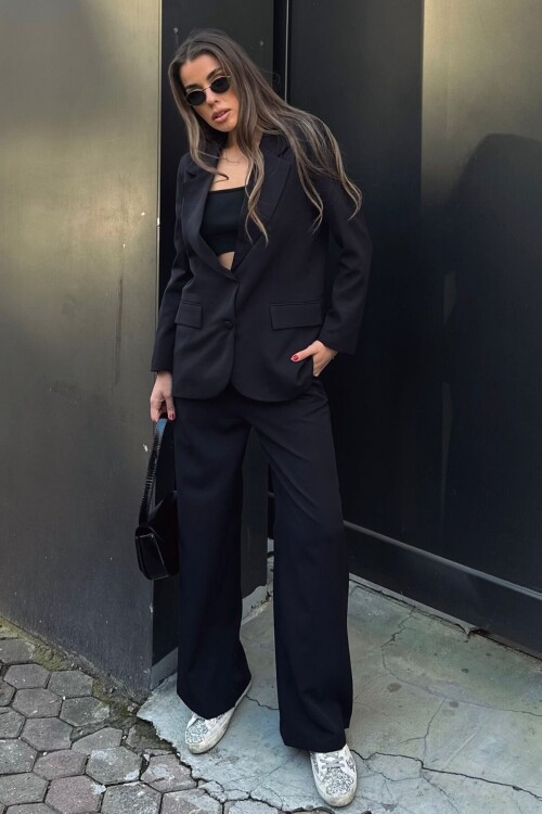 Düğme Kapamalı Cep Görünümlü Blazer Ceket