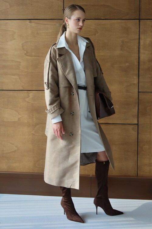 Düğme Kapamalı Kuşaklı Trençkot