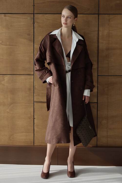 Düğme Kapamalı Kuşaklı Trençkot