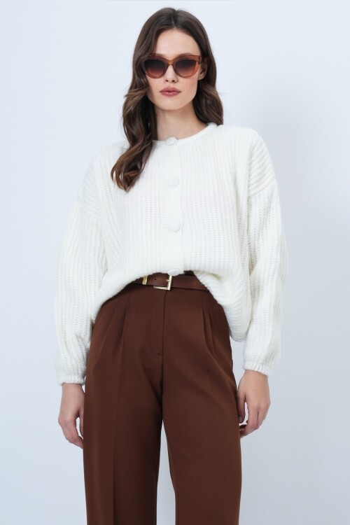 Düğmeli Bisiklet Yaka Fitilli Triko Hırka