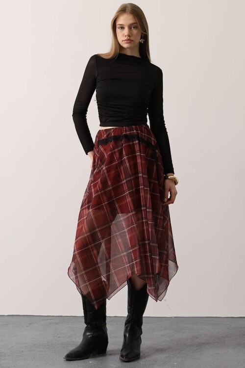 Ekoseli Asimetrik Kesim Dantelli Etek