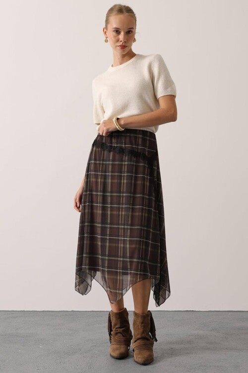 Ekoseli Asimetrik Kesim Dantelli Etek