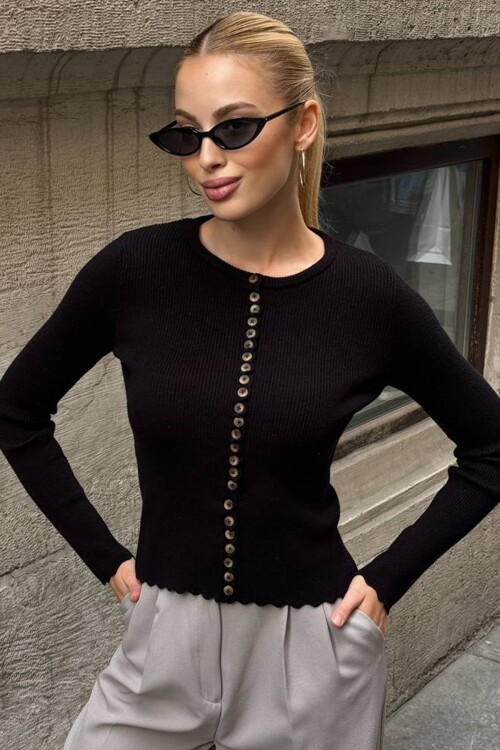 Fit Uzun Kollu Düğmeli Triko Bluz