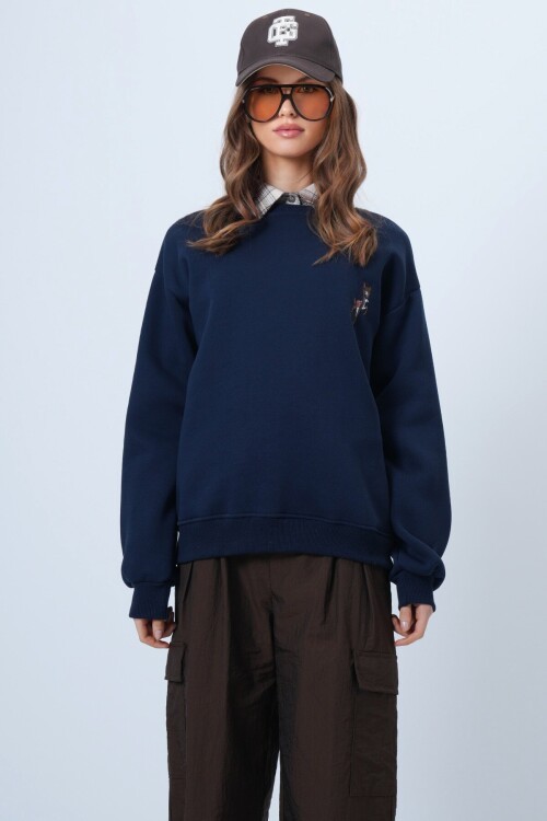 Geyik Nakışlı 3 İplik Sweatshirt