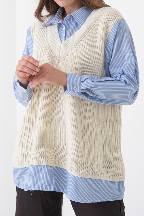 Gömlek Detaylı V Yaka Triko Süveter Bluz