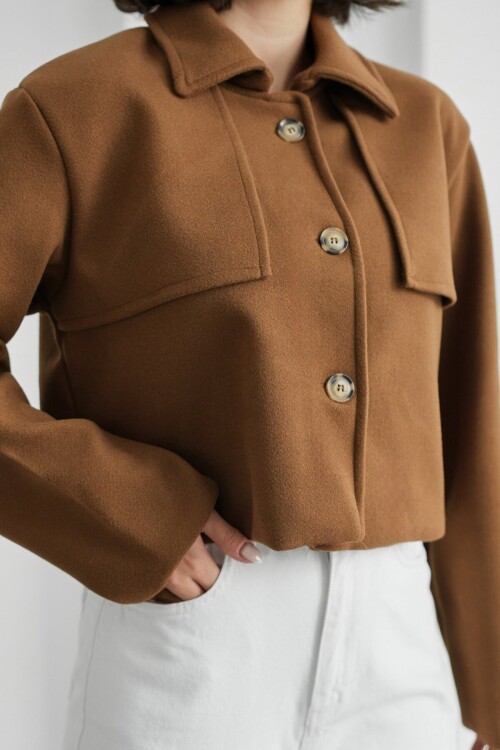 Gömlek Yaka Düğme kapamalı Kısa Kaşe Ceket