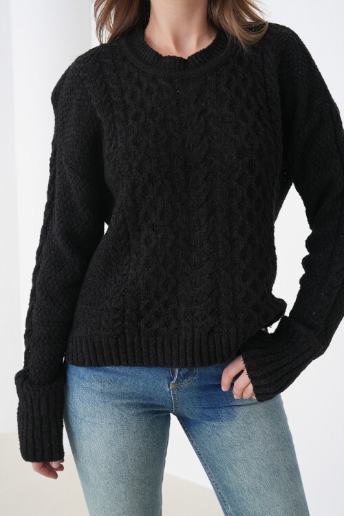 Kalın Örgü Desenli Bisiklet Yaka Triko Kazak