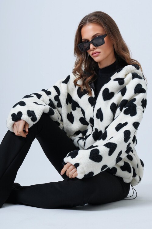 Kalpli Dik Yaka İçi Astarlı Cepli Oversize Peluş Mont