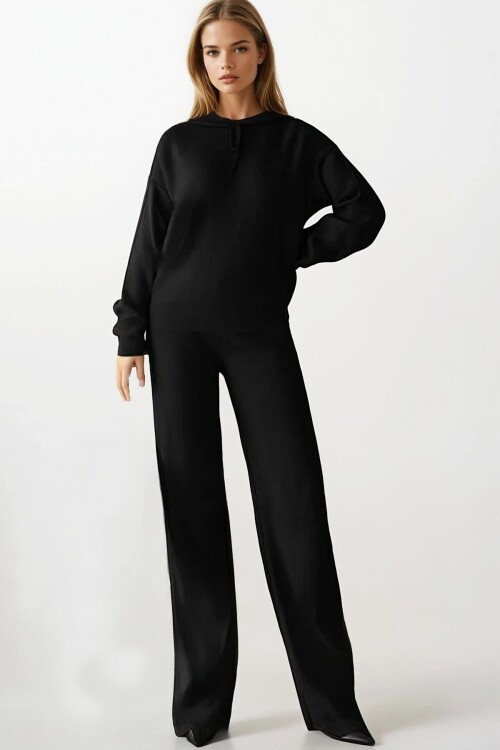 Kapüşonlu Sweatshirt ve Palazzo Pantolon Triko Takım