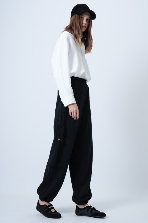 Kargo Cepli Dikiş Detaylı Pamuklu Jogger Pantolon