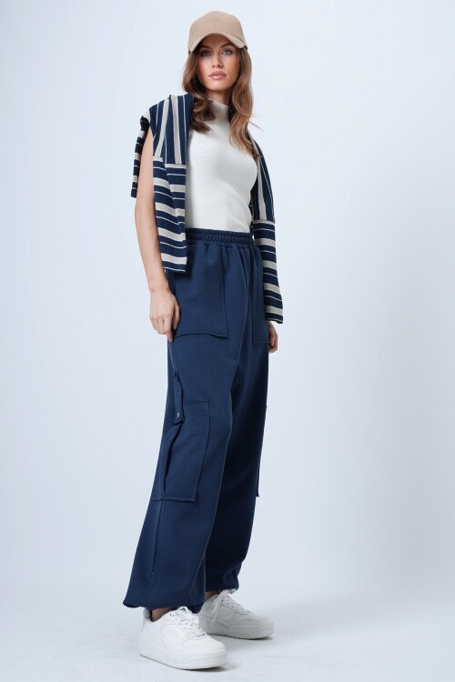 Kargo Cepli Dikiş Detaylı Pamuklu Jogger Pantolon