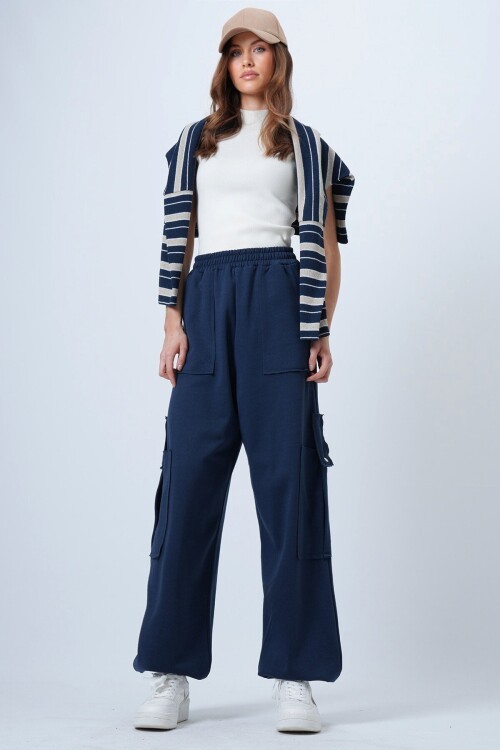 Kargo Cepli Dikiş Detaylı Pamuklu Jogger Pantolon