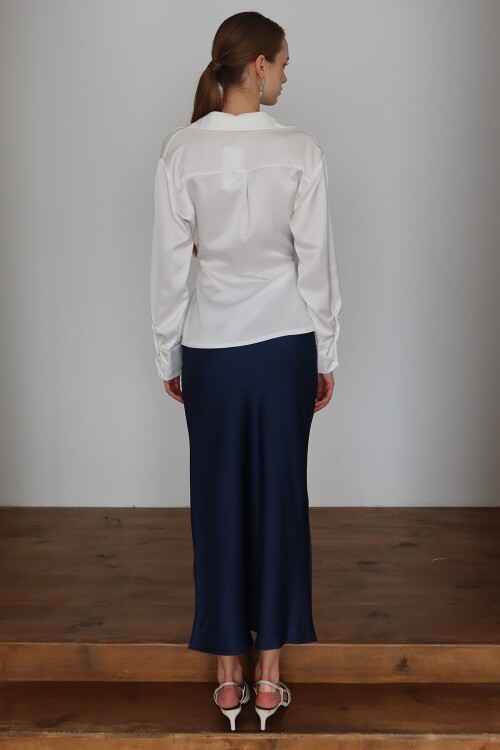 Kruvaze Yaka Bağlamalı Saten Bluz