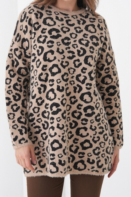 Leopar Desenli Bisiklet Yaka Yumoş Triko Kazak