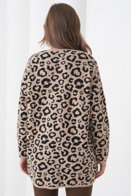 Leopar Desenli Bisiklet Yaka Yumoş Triko Kazak