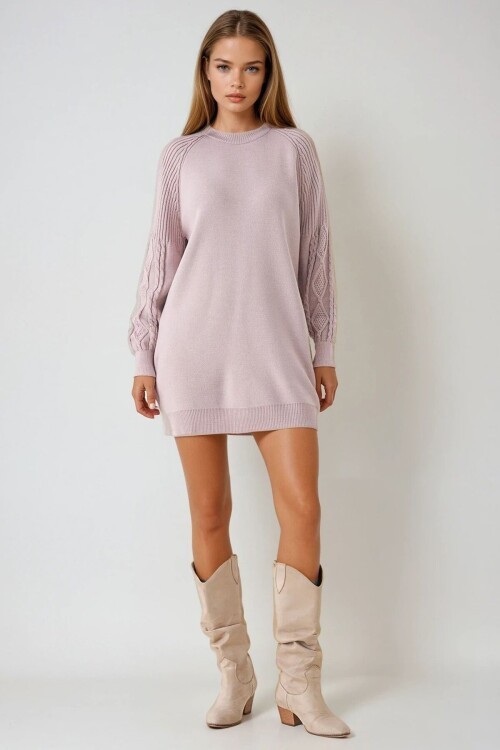 Örgü Detaylı Balon Kollu Triko Elbise